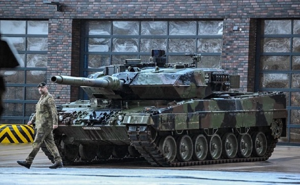 Власти ФРГ «приняли к сведению» высказывания Путина об ответе на поставку танков Украине