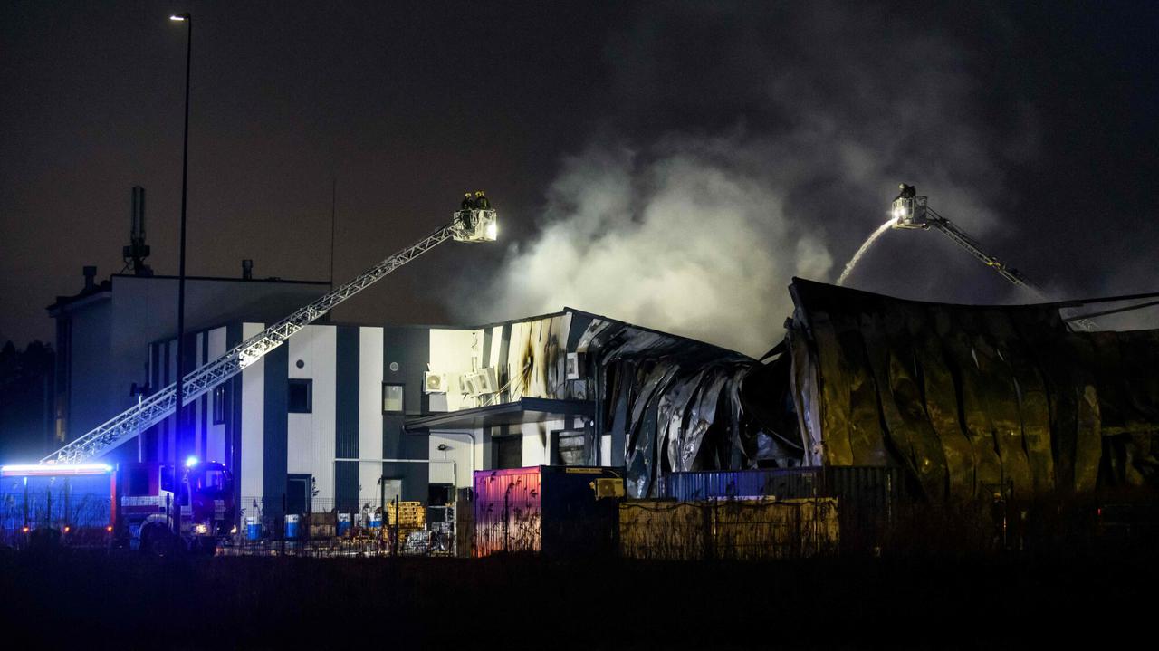 пожар на американской фабрике дронов в Латвии