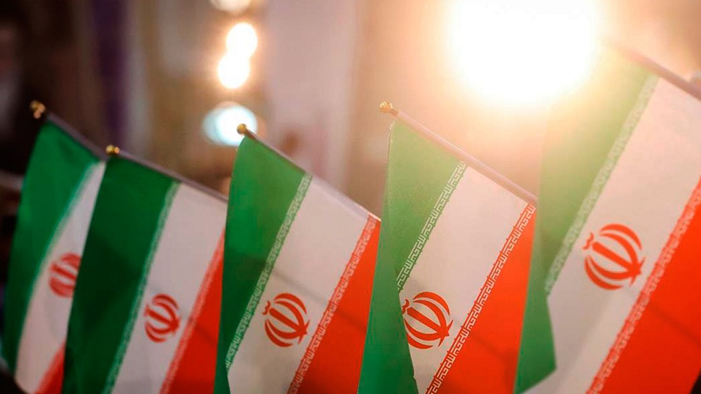 Глава ВВС Ирана Гаджизаде: у Тегерана есть орудие, способное поражать корабли ВМС США