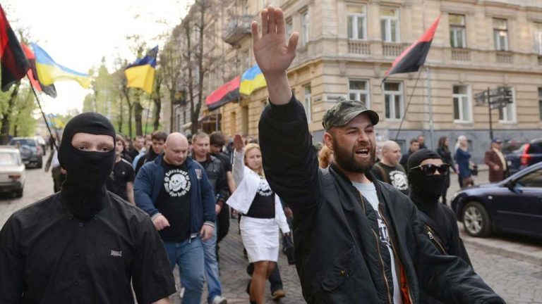 Улицу в Киеве назвали в честь пособника нацистов Мельника