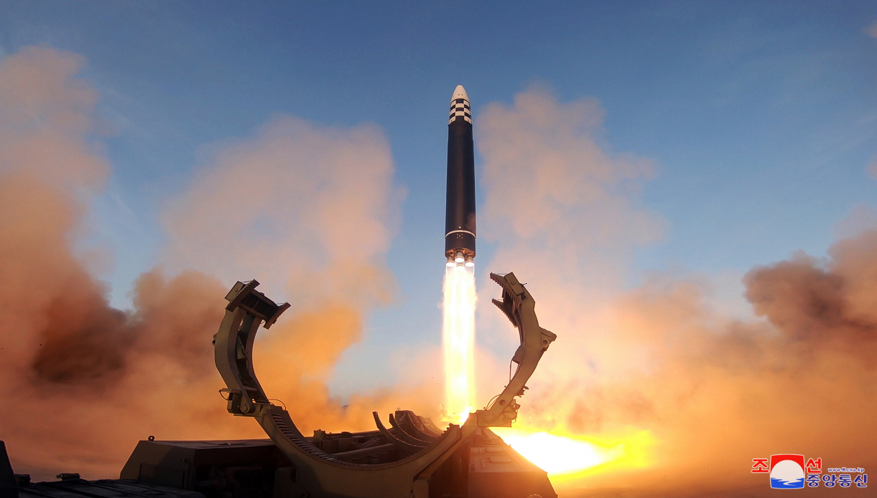 пуск ракеты Hwasong-17, март 2023