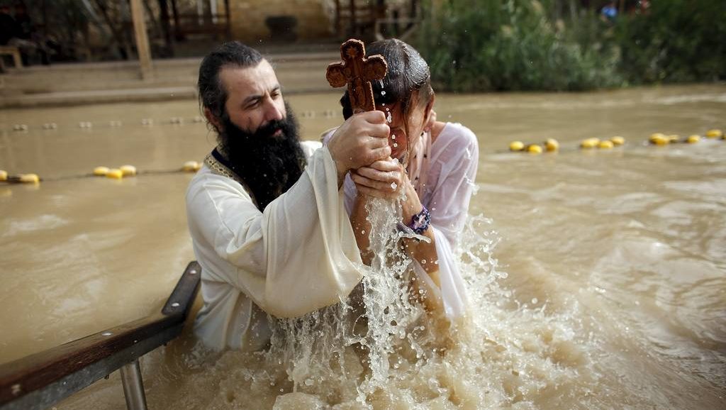 крещение в реке Иордан