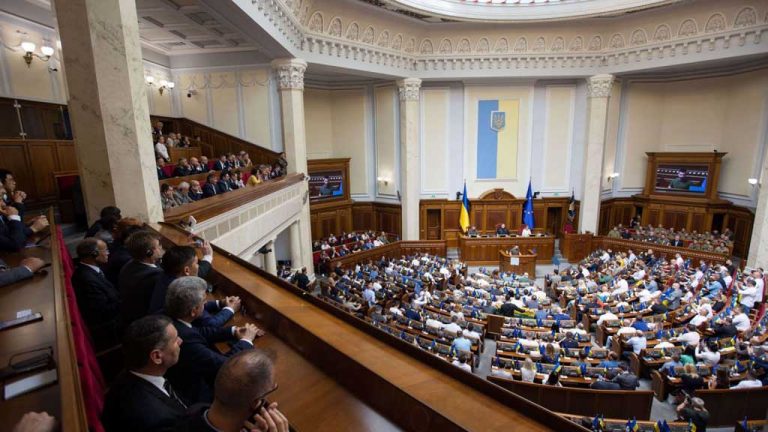 Рада призвала принять Украину в НАТО