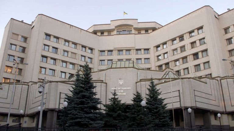 Рада оспаривает в суде законность Харьковских соглашений