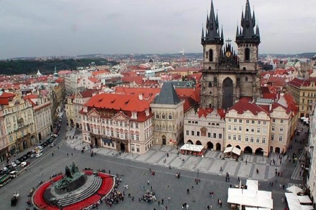 «Кризис гостеприимства»: Чехия удручена расходами на беженцев из Украины