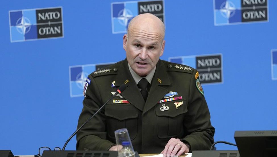 командующий силами НАТО в Европе Кристофер Ковали