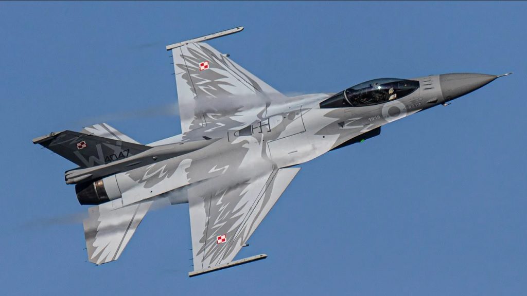 польский F-16