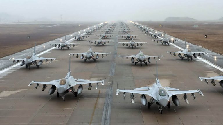 Резников исключил использование F-16 в летнем «контрнаступлении»