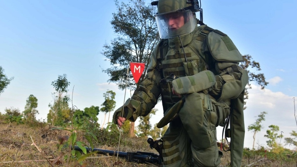 Российские сапёры обнаруживают не активированные мины с посланиями от ВСУ