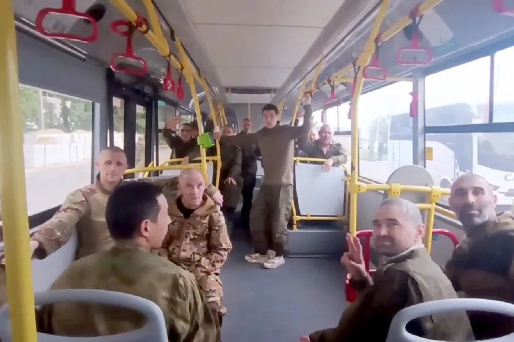 В Минобороны РФ сообщили о возвращении из украинского плена 94 российских бойцов