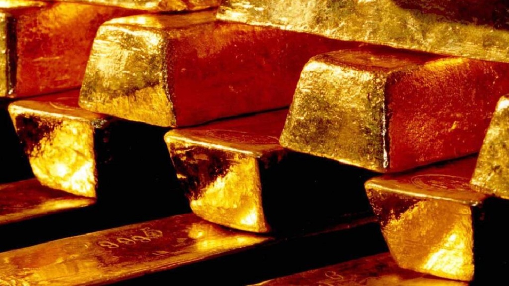 Reuters: страны репатриируют активы в золото на фоне заморозки и санкций против РФ