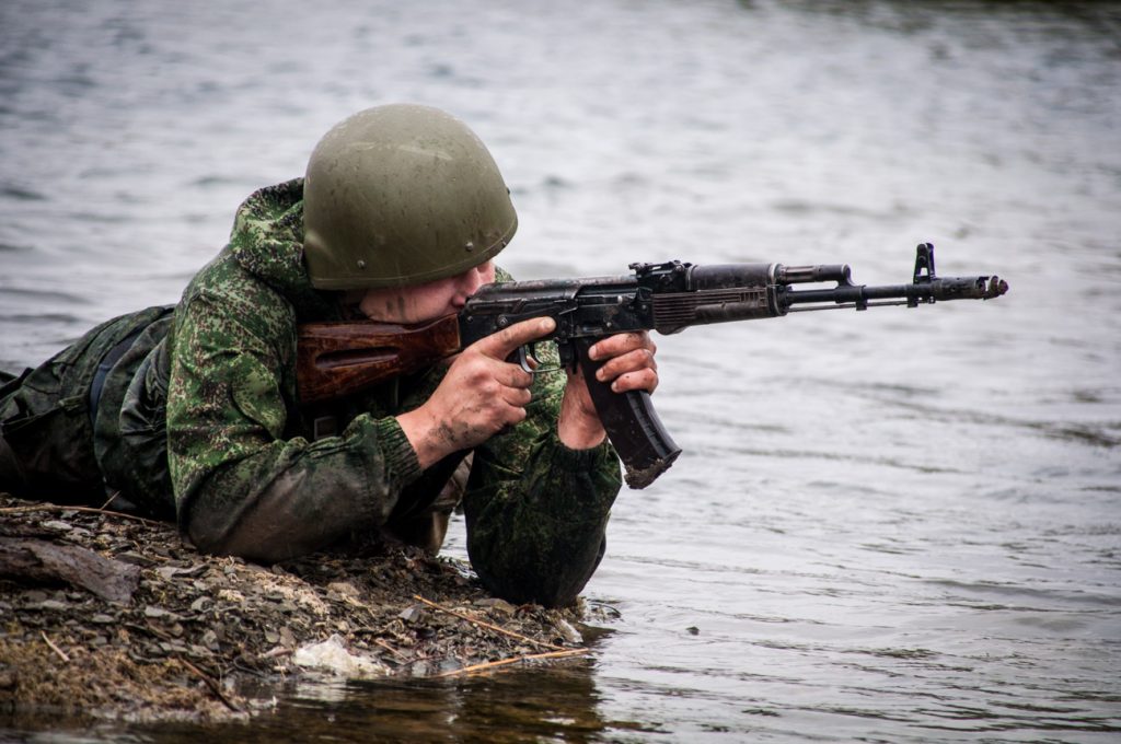 Минобороны РФ: российские войска продолжают продвижение вперед по фронту