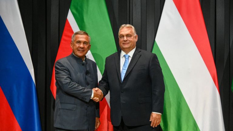 Венгрия будет развивать сотрудничество с РФ, несмотря на санкции