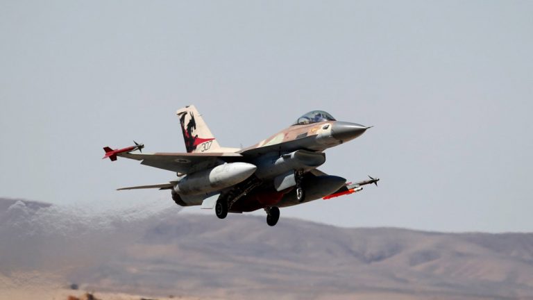 ВВС проамериканской коалиции нанесли серию ударов по территории Сирии