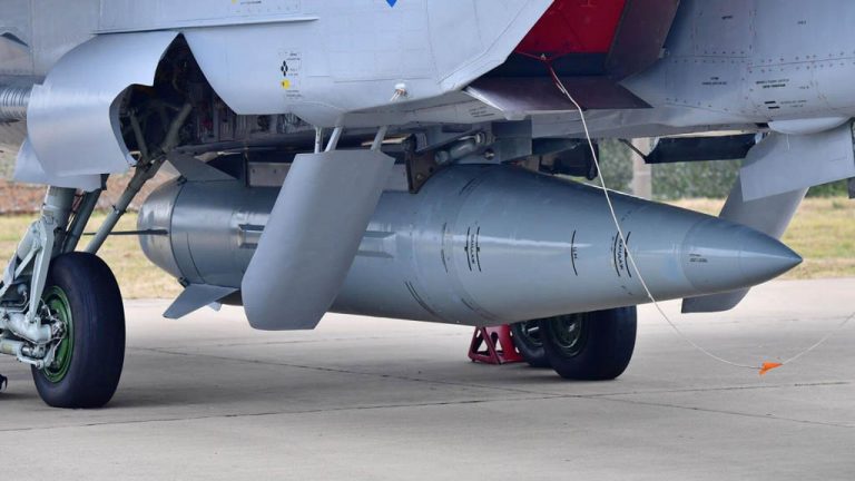 Американские СМИ оценили применение ракеты «Кинжал» бомбардировщиком Су-34