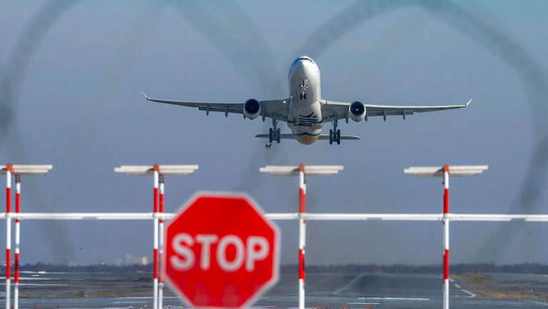 Власти Румынии вводят запрет на полёты самолётов вблизи границы с Украиной