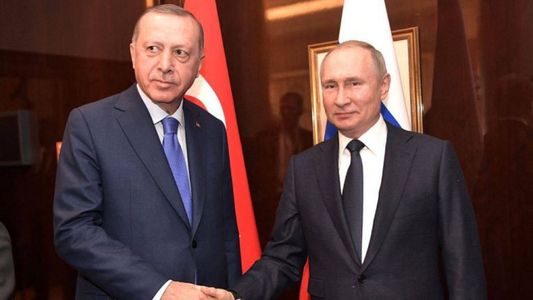 Эрдоган признался, что доверяет России не меньше, чем Западу