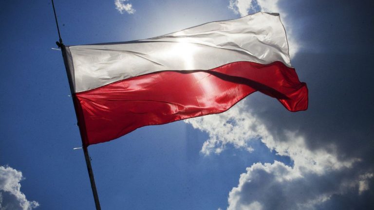 Польша хочет выставить Украине счёт за оказанную помощь