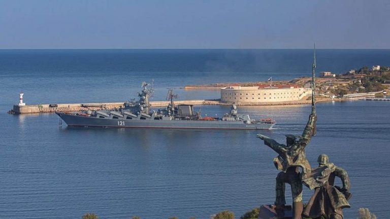 Черноморский флот отразил атаку на Севастополь