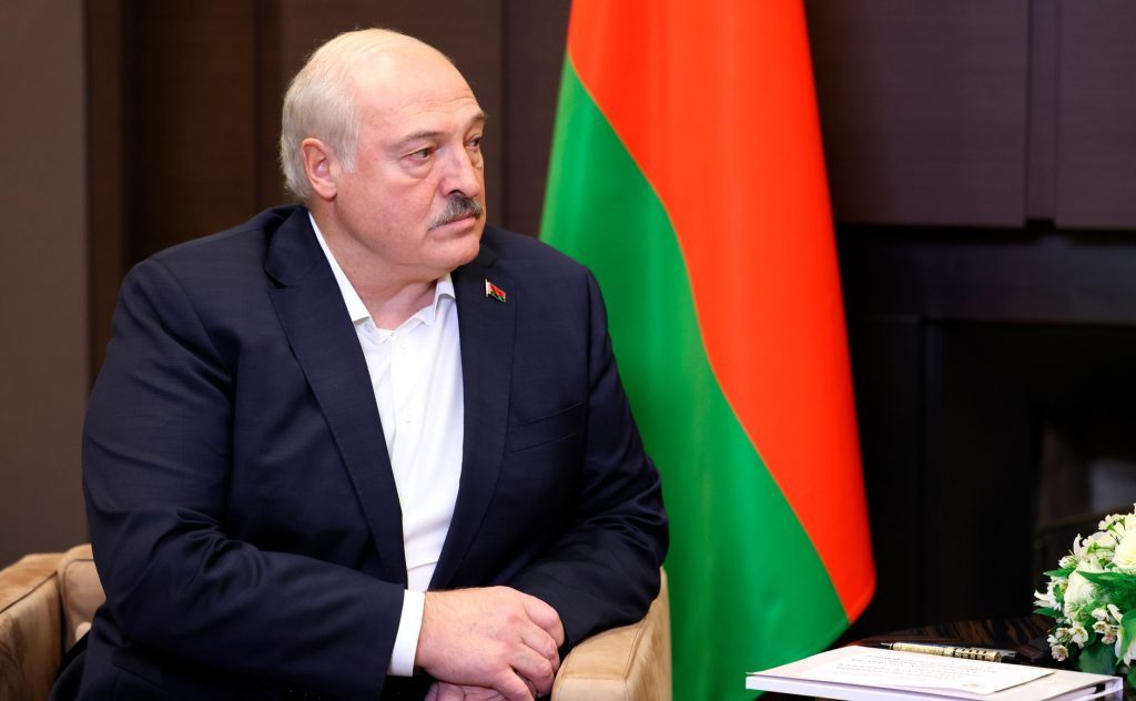 Президент Белоруссии предложил устроить на Украине переговоры «о земле и о мире»