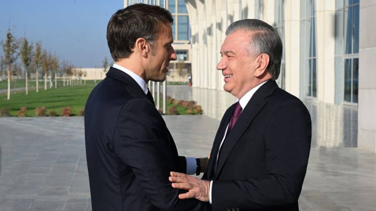 Voyage Президента Франции в Узбекистан