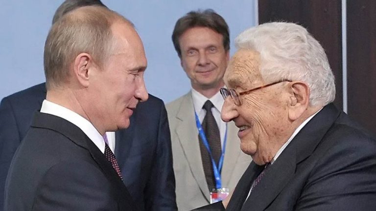 Владимир Путин выразил соболезнование вдове Генри Киссинджера