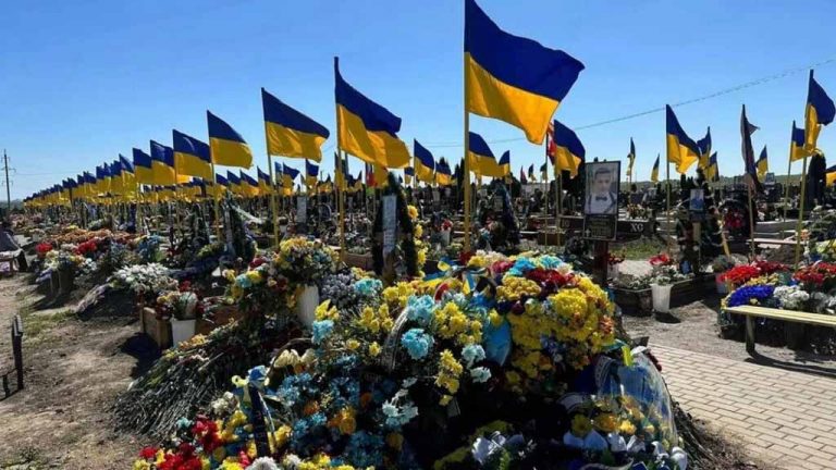 На Украине продолжается внутренний раскол среди элит