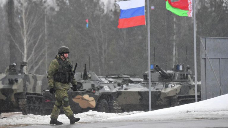 Россия и Белоруссия запустят программу совместной подготовки военнослужащих