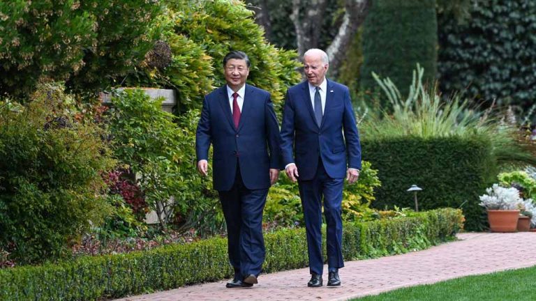 Си Цзиньпин рассказал Байдену о планах воссоединения с Тайванем