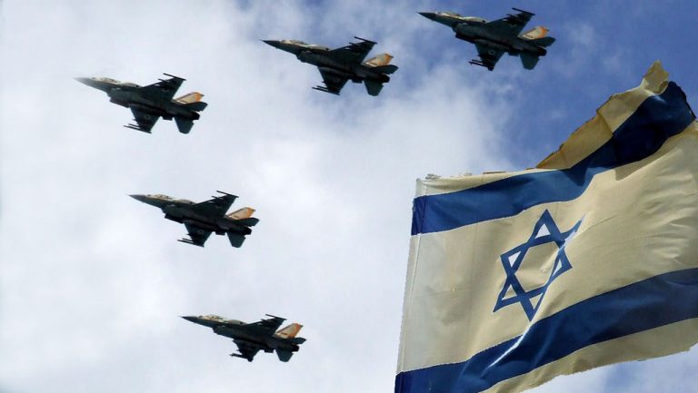Армия Израиля нанесла серию ответных ударов по территории Ливана