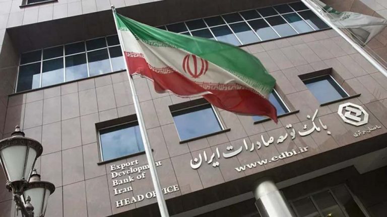 Иран и Россия подпишут соглашение о торговле в национальных валютах