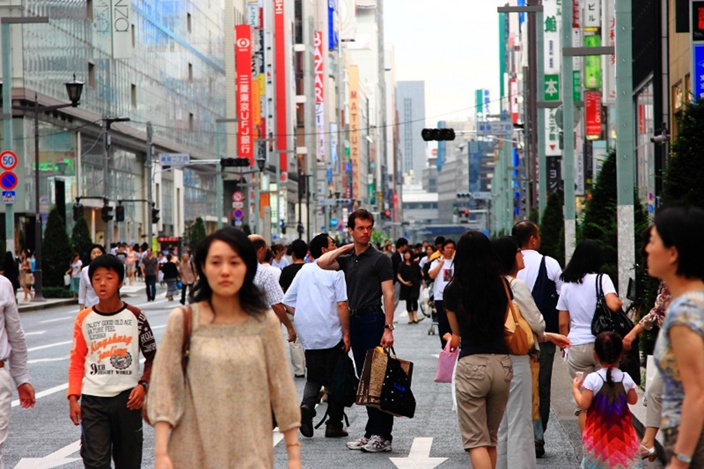 Больше половины японцев отметили важность развития отношений Москвы и Токио