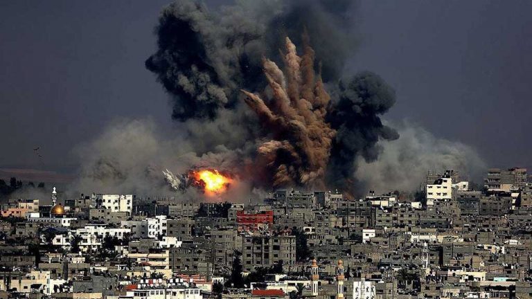 Израильские войска обстреляли пункт помощи беженцам ООН в секторе Газа
