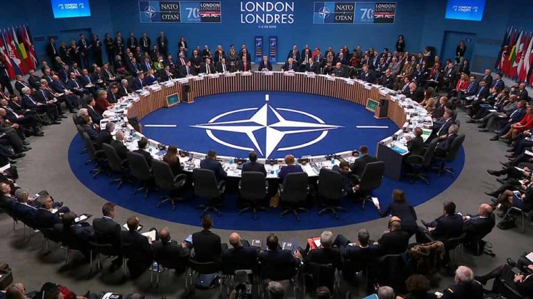 Британия хочет направить на Украину экспедиционный корпус НАТО