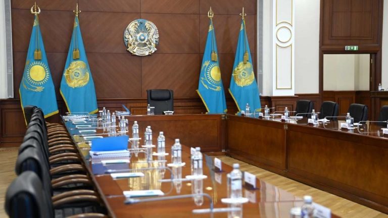 Эссе на тему отставки правительства в Казахстане