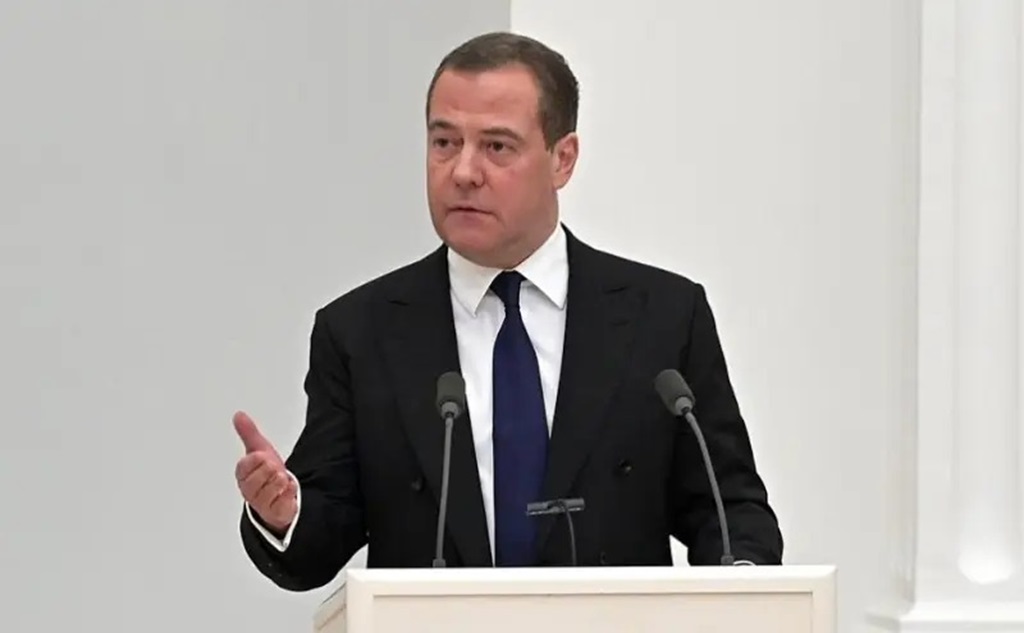 Дмитрий Медведев представит доклад президенту РФ с предложениями по улучшению средств РЭБ