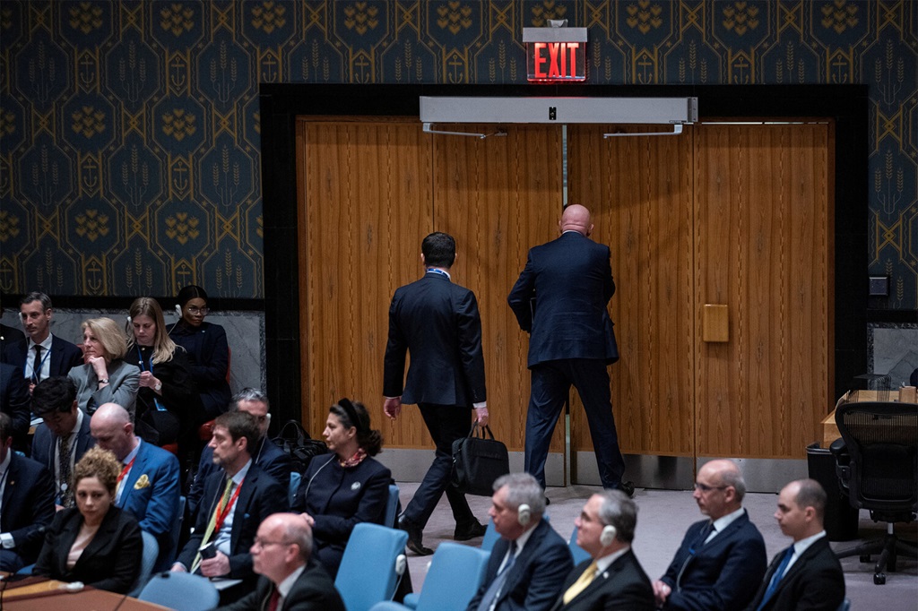 Заседание Генассамблеи ООН по территориям Украины досрочно покинули дипломаты Небензя и Полянский