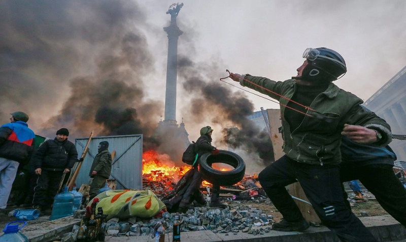 Британское СМИ: войну начала киевская клика в 2014 году