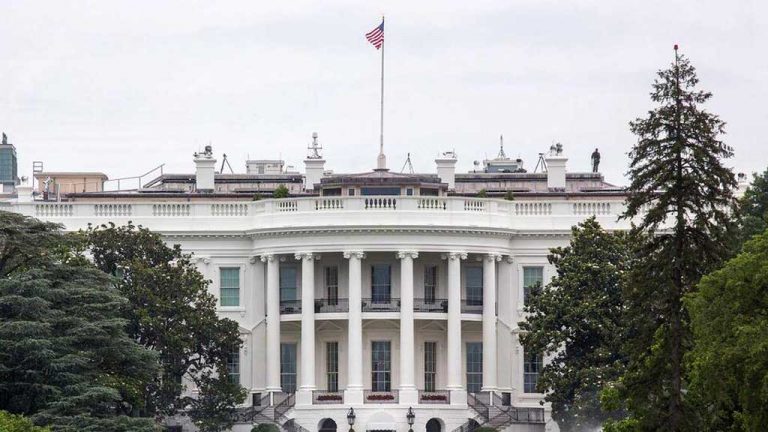 Бывший советник главы Пентагона считает, что Белый дом скоро отвернётся от Украины
