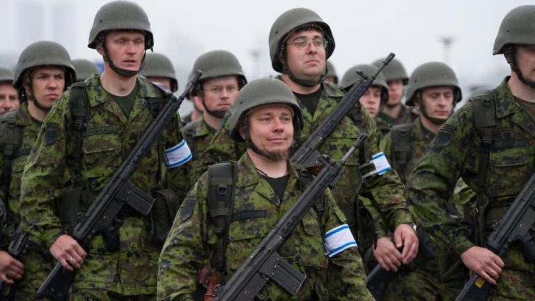 Эстония допускает отправку своих военных на Украину