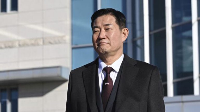 Министр обороны Южной Кореи усомнился в версии Киева о событиях в Буче