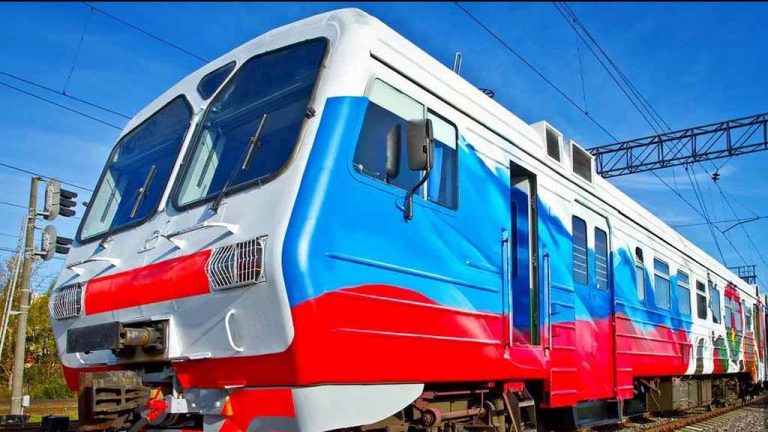 Железная дорога пройдёт в Крым через Донбасс