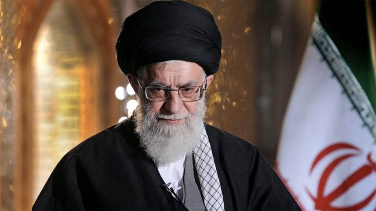 Верховный лидер Ирана выступил с угрозой в адрес Израиля