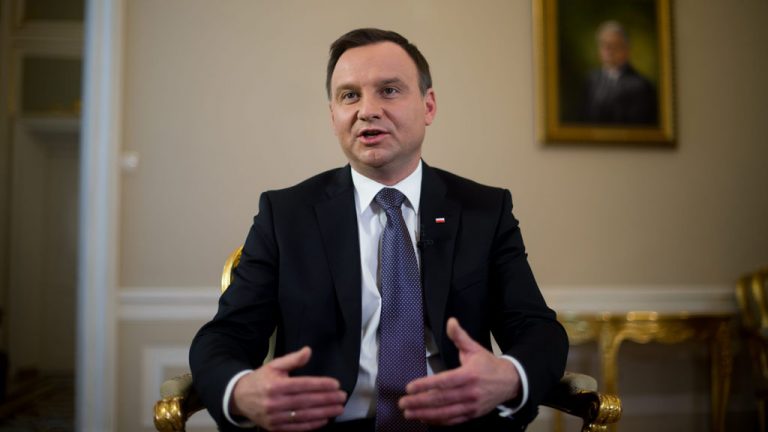 Президент Польши заявил о готовности разместить на территории страны ядерное оружие США