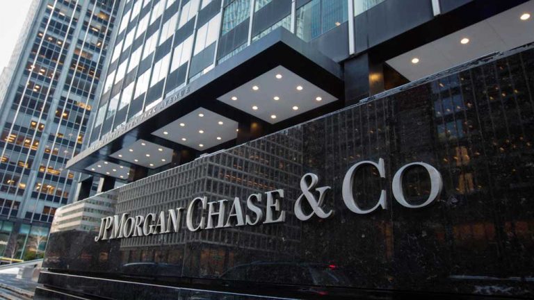 Российский суд наложил арест на российские активы крупнейшего банка США JP Morgan Chase