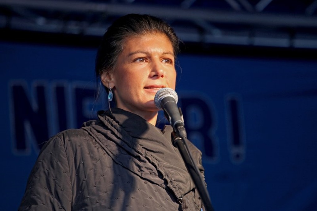 Сара Вагенкнехт: Запад должен был внять предупреждениям России по Украине и НАТО
