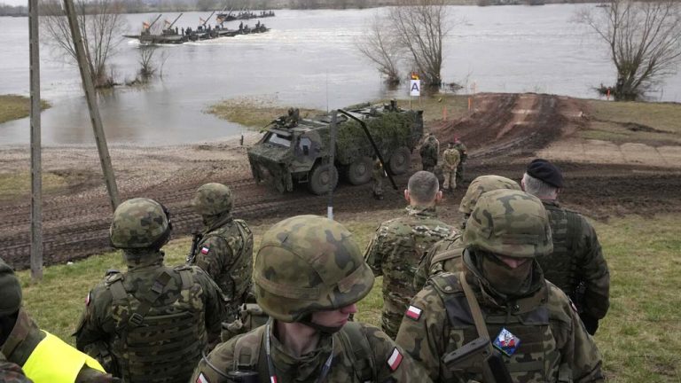 Страны НАТО в марте провели военные учения по отражению атаки на Латвию