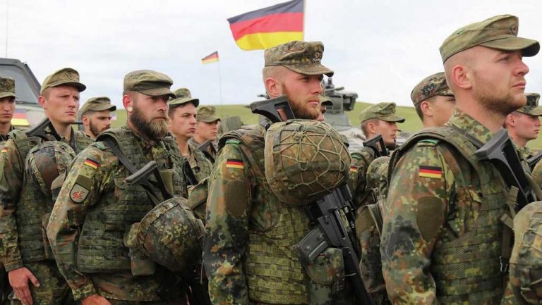 Бундесвер переведёт большую часть военнослужащих под командование НАТО