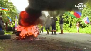 В Новой Каледонии опять вспыхнули беспорядки