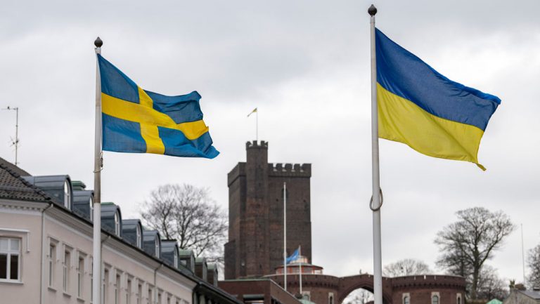 Швеция выделит более шести миллиардов евро на военную поддержку Украины